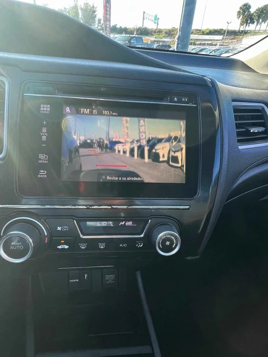 2014 Honda Civic 9th Gen - Image 11 of 16