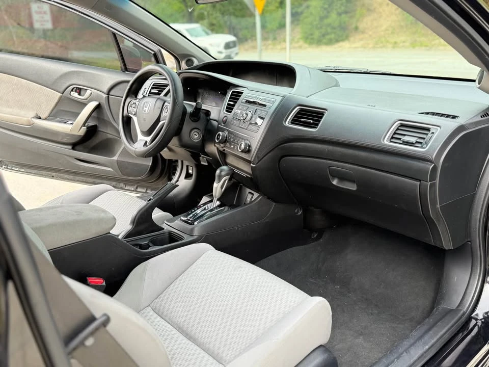 2014 Honda Civic 9th Gen - Image 13 of 16