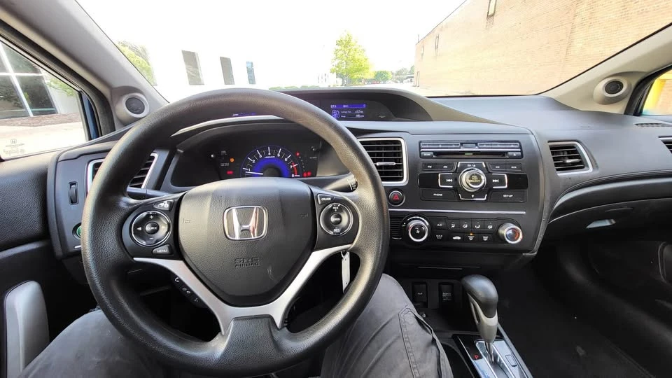 2014 Honda Civic 9th Gen - Image 11 of 12