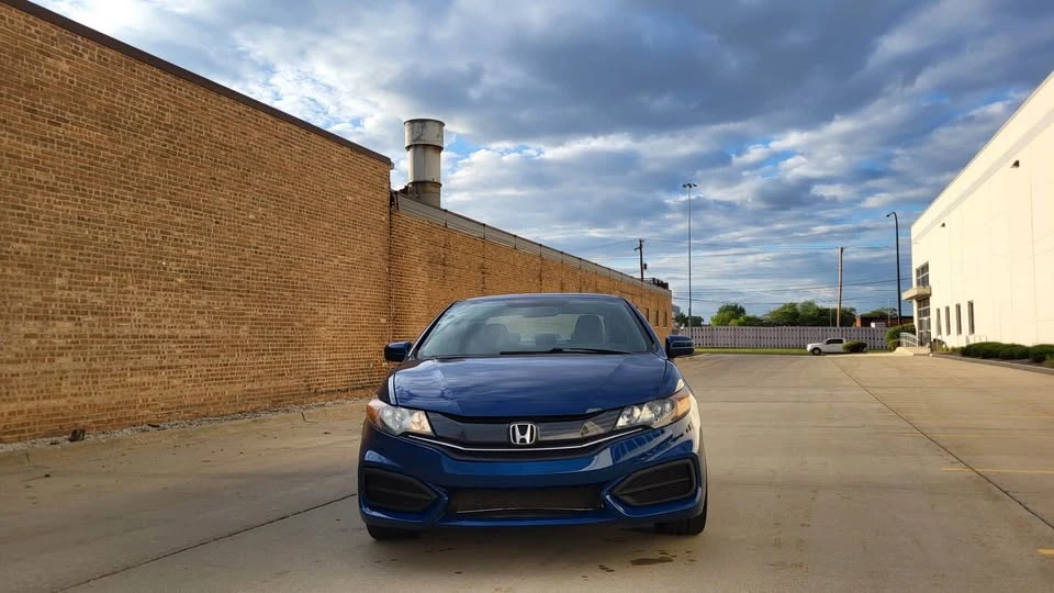 2014 Honda Civic 9th Gen - Image 2 of 12