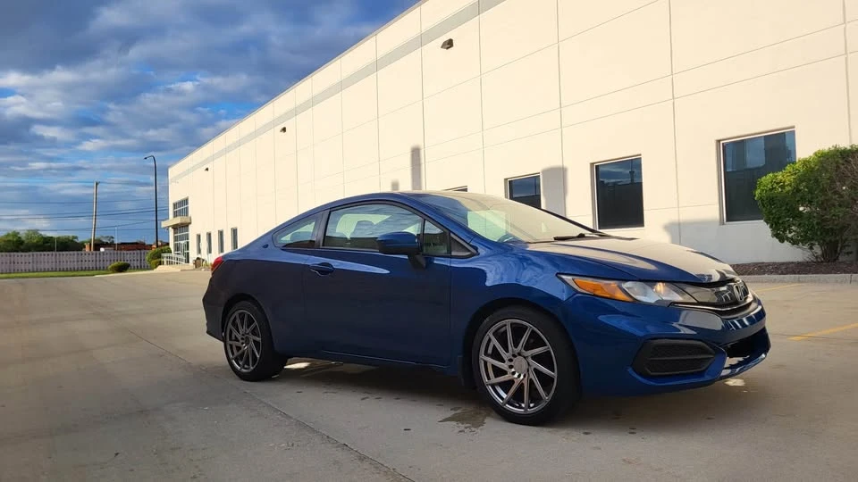 2014 Honda Civic 9th Gen - Image 3 of 12