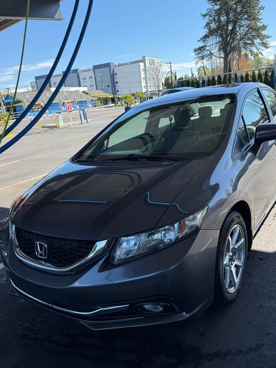 2014 Honda Civic 9th Gen - Image 2 of 10