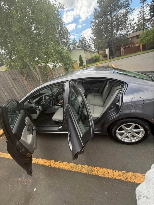 2014 Honda Civic 9th Gen - Image 6 of 10