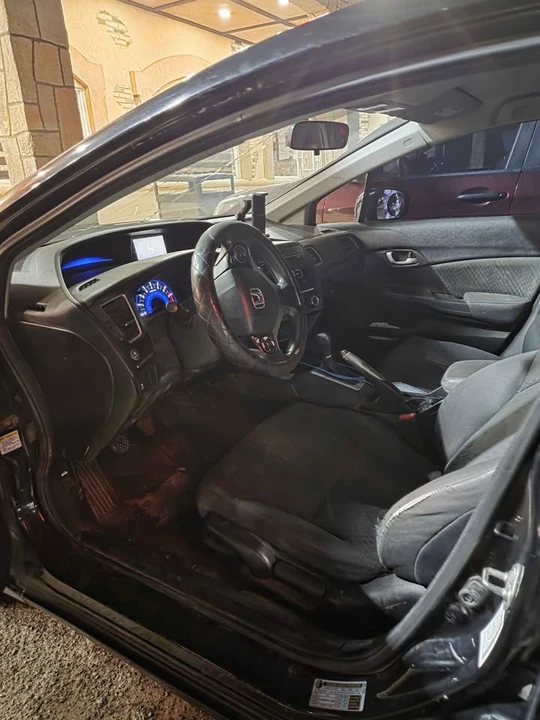 2014 Honda Civic 9th Gen - Image 3 of 5