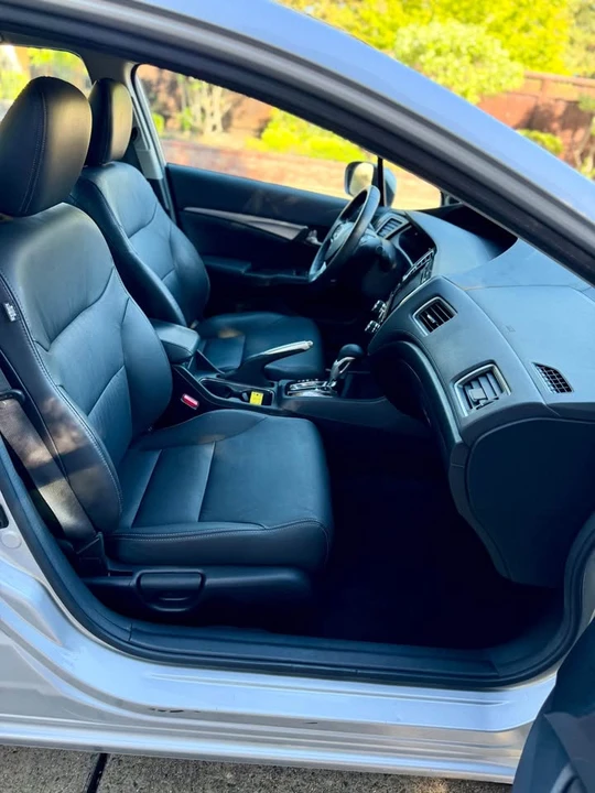 2014 Honda Civic 9th Gen - Image 13 of 16