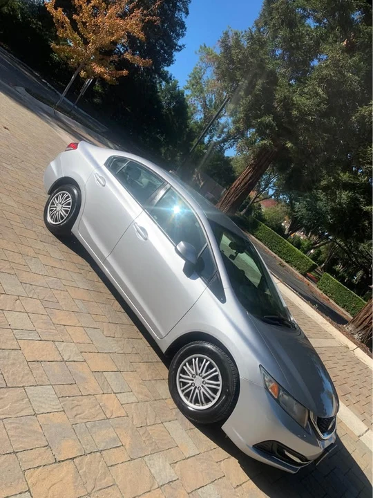 2014 Honda Civic 9th Gen - Image 6 of 17