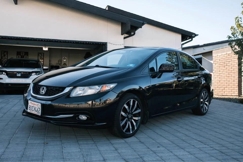 2014 Honda Civic 9th Gen - Image 2 of 20