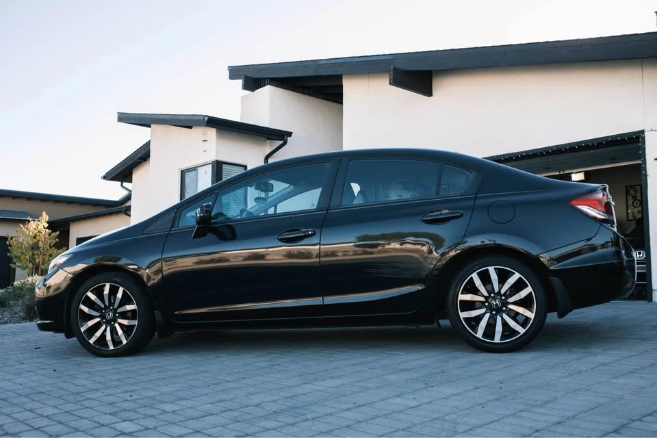 2014 Honda Civic 9th Gen - Image 3 of 20