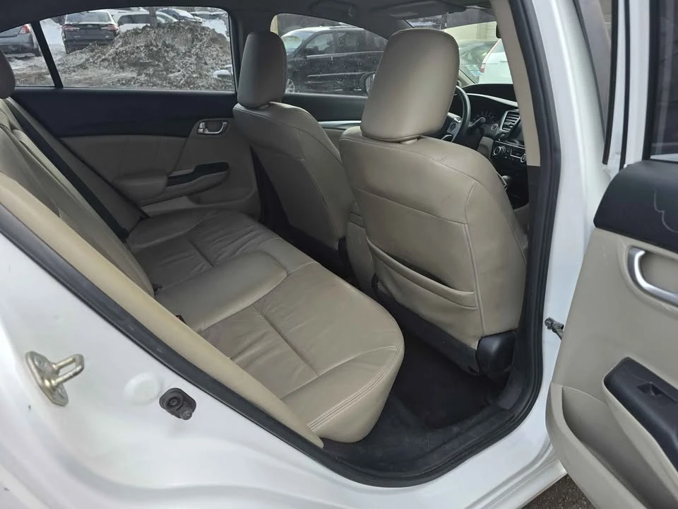 2014 Honda Civic 9th Gen - Image 9 of 11