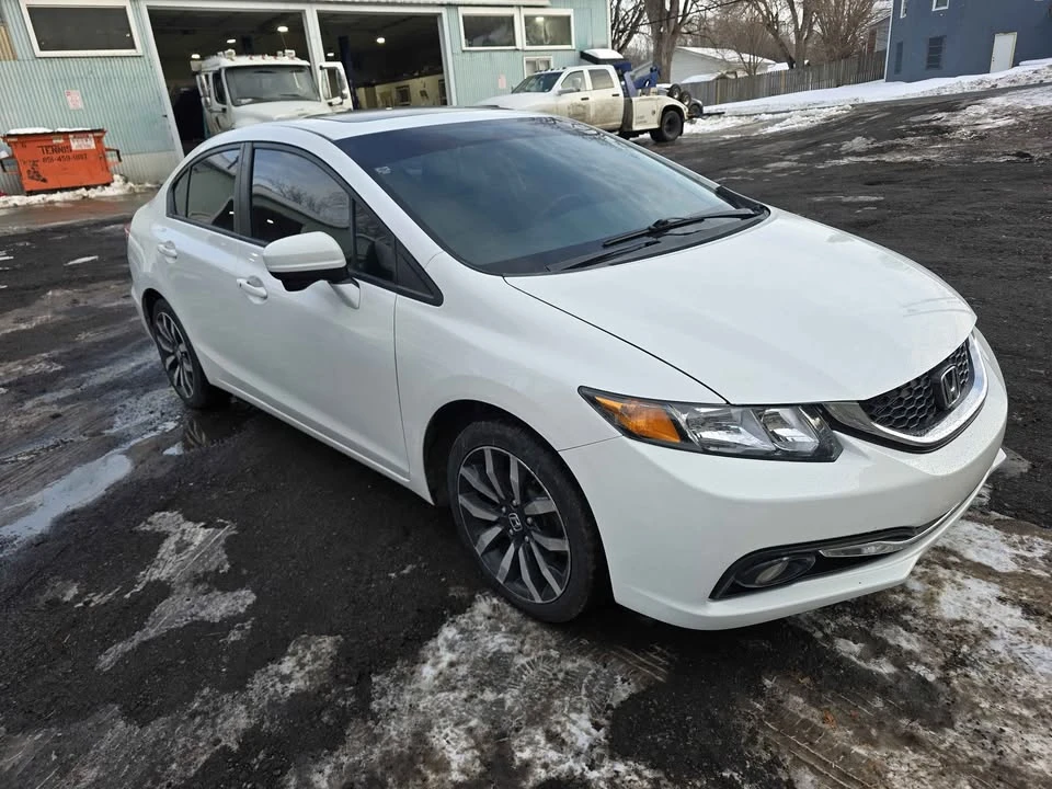 2014 Honda Civic 9th Gen - Image 2 of 11