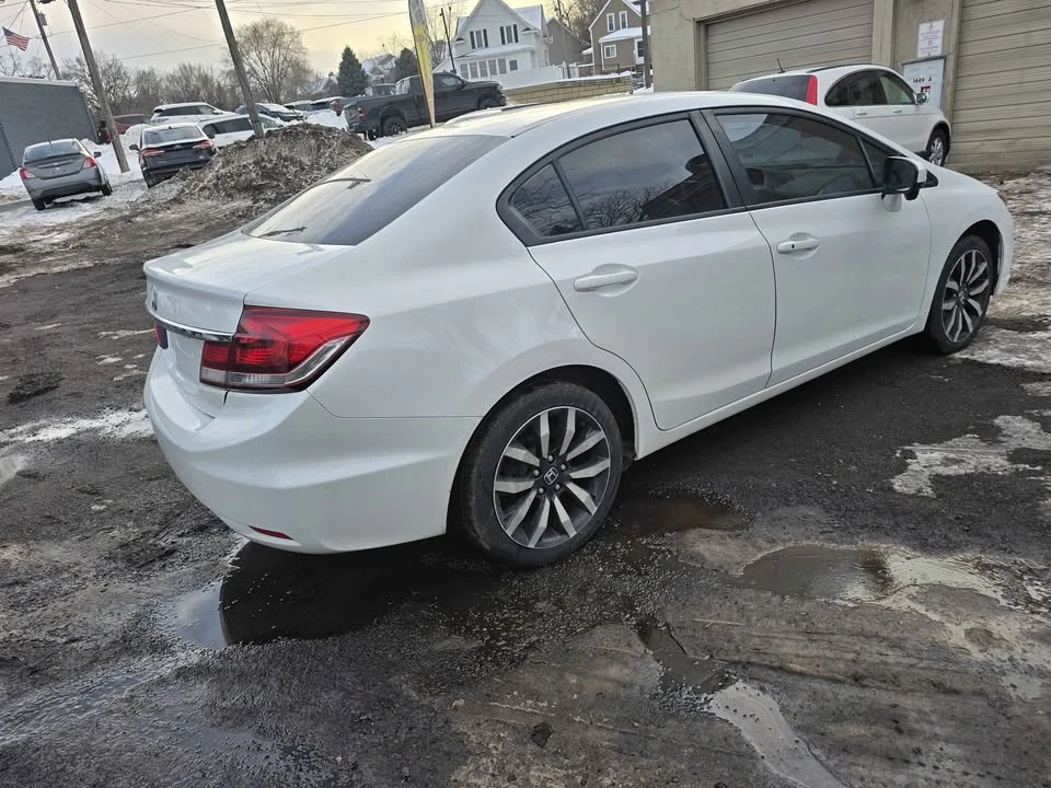 2014 Honda Civic 9th Gen - Image 3 of 11