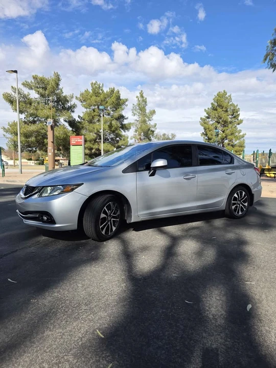 2014 Honda Civic 9th Gen - Image 3 of 8