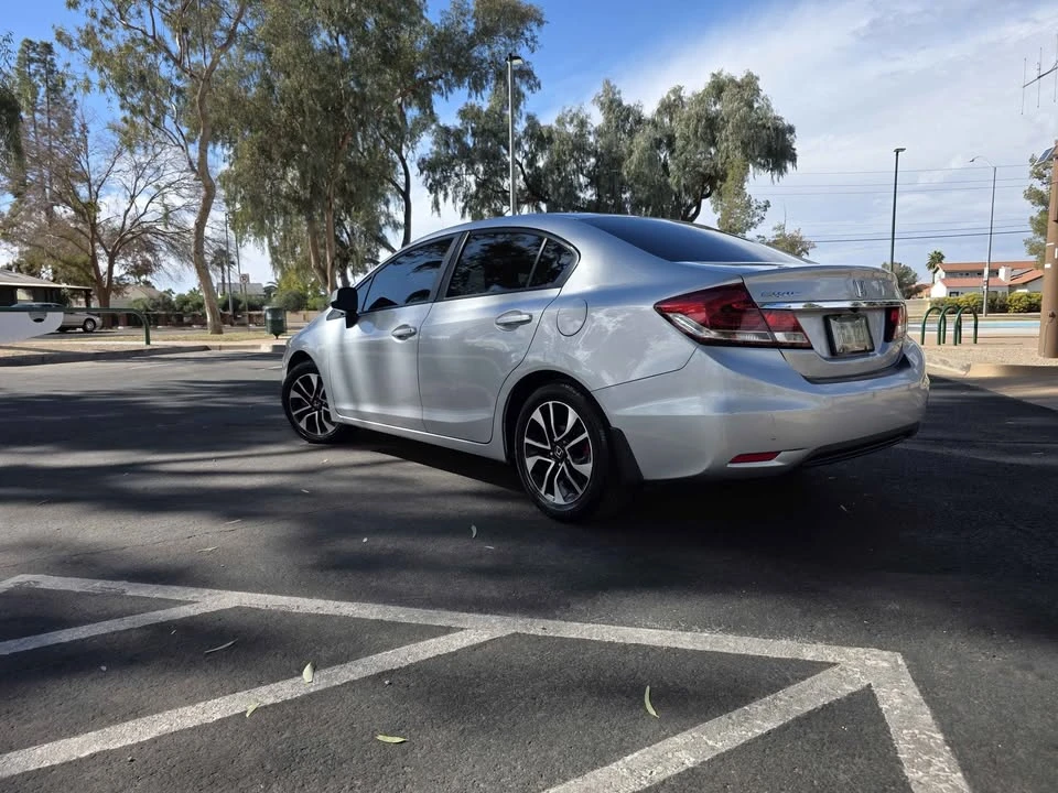 2014 Honda Civic 9th Gen - Image 2 of 8