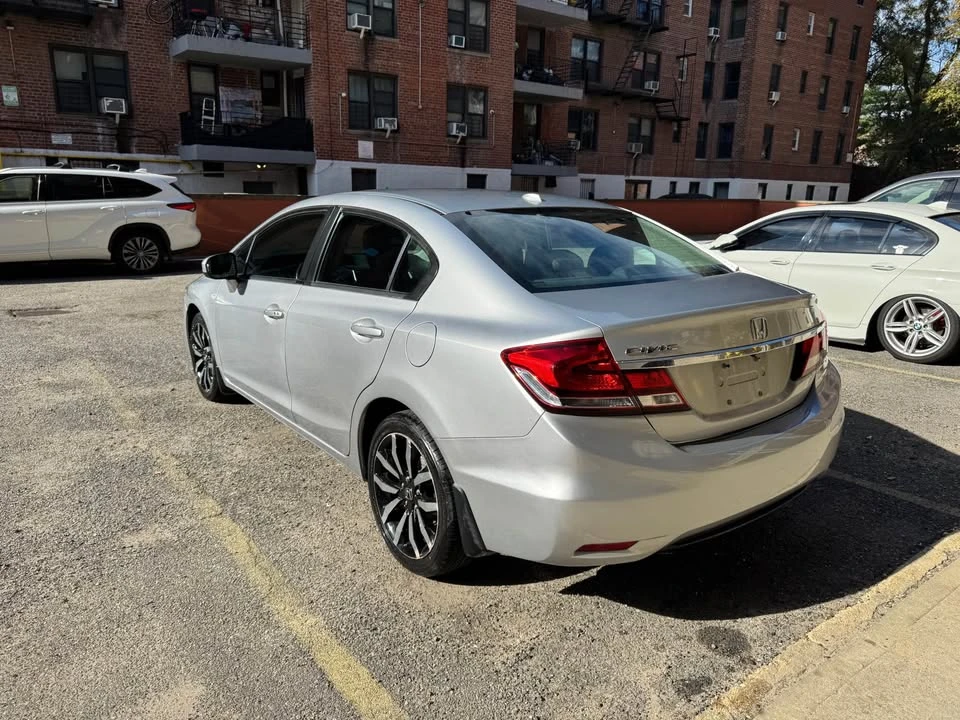 2014 Honda Civic 9th Gen - Image 6 of 16