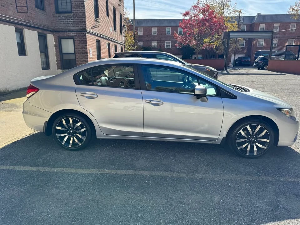 2014 Honda Civic 9th Gen - Image 3 of 16