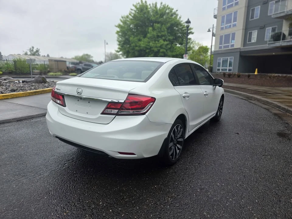 2014 Honda Civic 9th Gen - Image 4 of 16