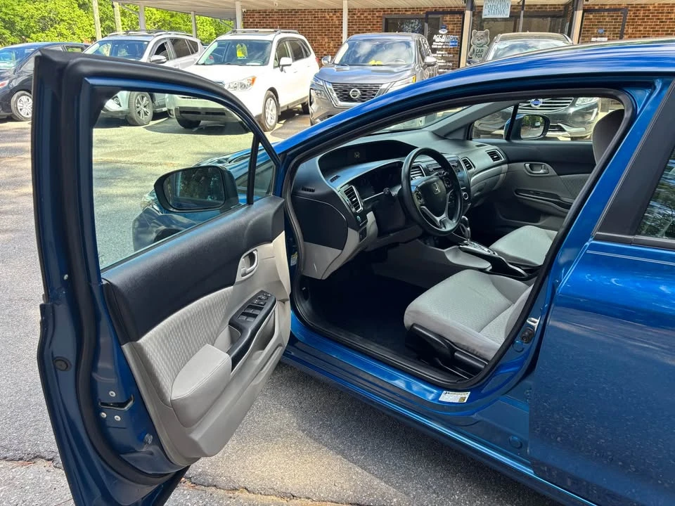 2014 Honda Civic 9th Gen - Image 9 of 20