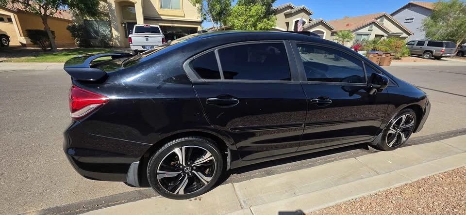 2014 Honda Civic 9th Gen - Image 4 of 17