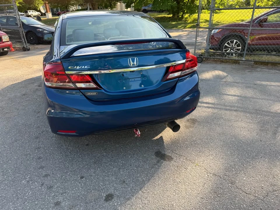 2014 Honda Civic 9th Gen - Image 4 of 10