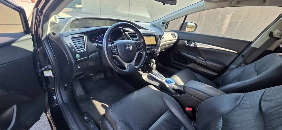 2014 Honda Civic 9th Gen - Image 13 of 17