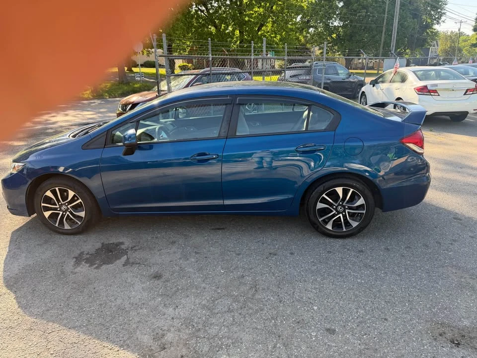 2014 Honda Civic 9th Gen - Image 3 of 10