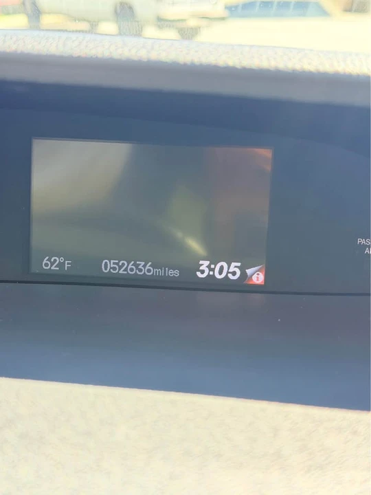 2014 Honda Civic 9th Gen - Image 9 of 14