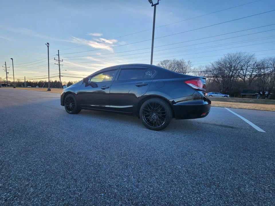 2014 Honda Civic 9th Gen - Image 5 of 10