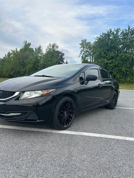 2014 Honda Civic 9th Gen - Image 9 of 10