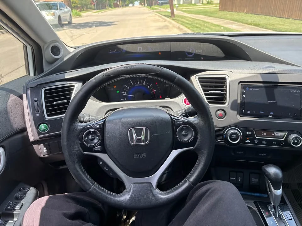 2014 Honda Civic 9th Gen - Image 5 of 6