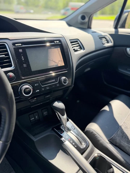 2014 Honda Civic 9th Gen - Image 12 of 14