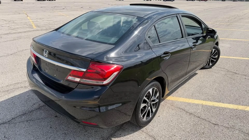 2014 Honda Civic 9th Gen - Image 3 of 17