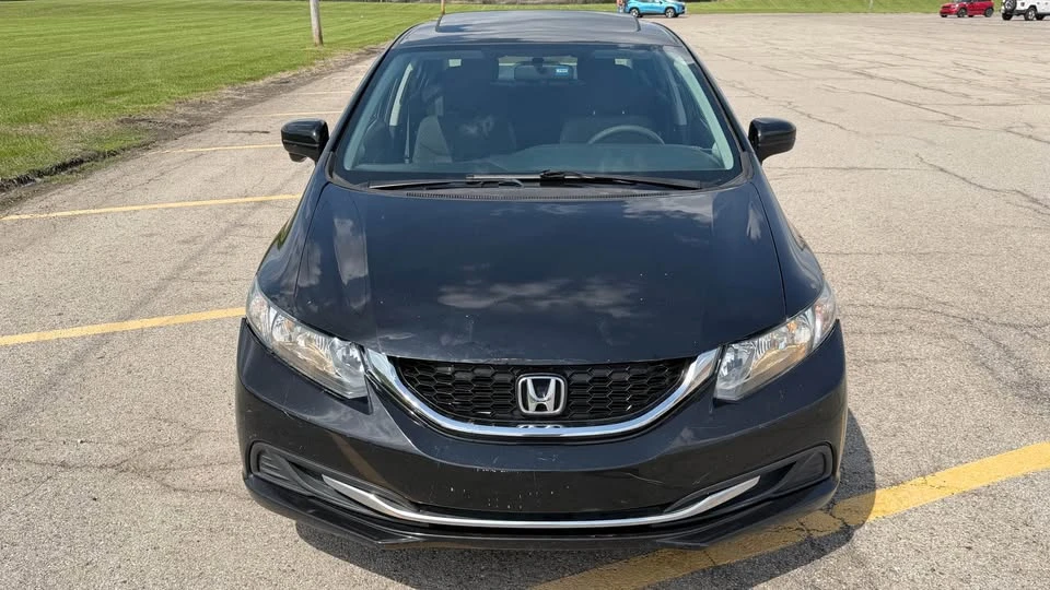 2014 Honda Civic 9th Gen - Image 5 of 17