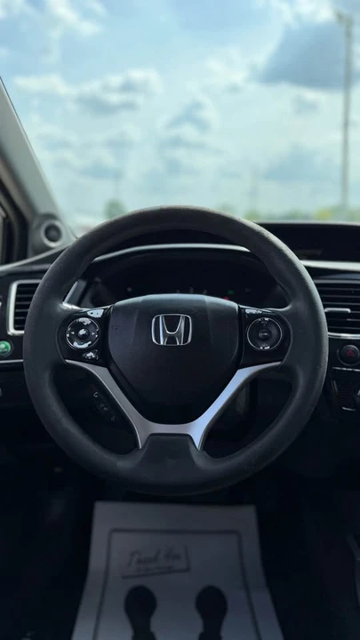 2014 Honda Civic 9th Gen - Image 14 of 15