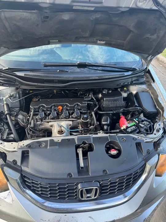 2014 Honda Civic 9th Gen - Image 6 of 10