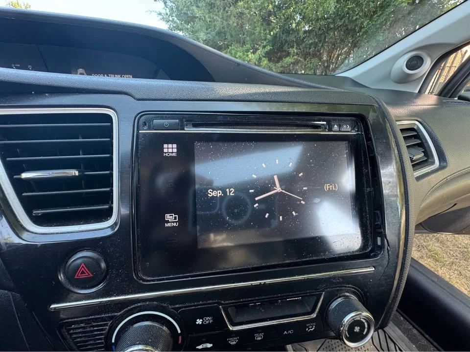 2014 Honda Civic 9th Gen - Image 9 of 11