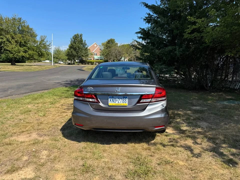 2014 Honda Civic 9th Gen - Image 4 of 11