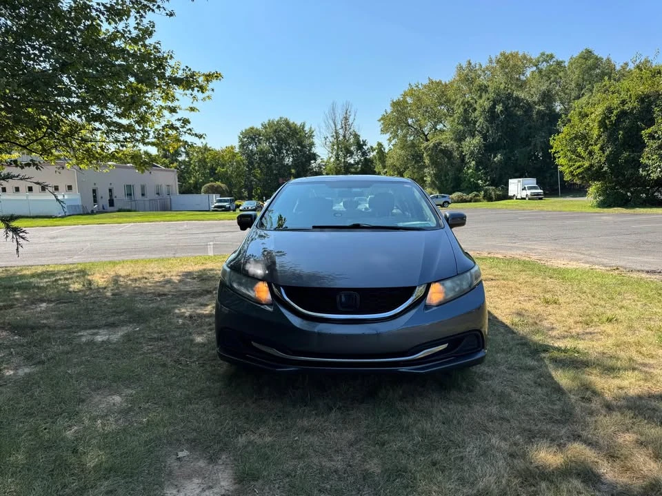 2014 Honda Civic 9th Gen - Image 3 of 11