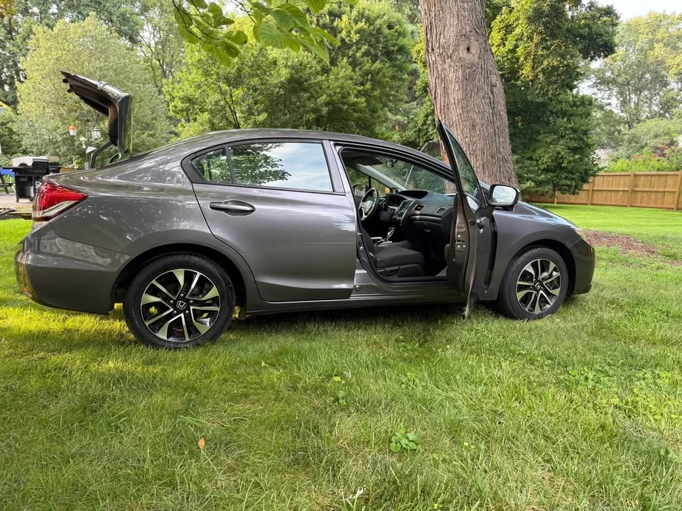 2014 Honda Civic 9th Gen - Image 13 of 19