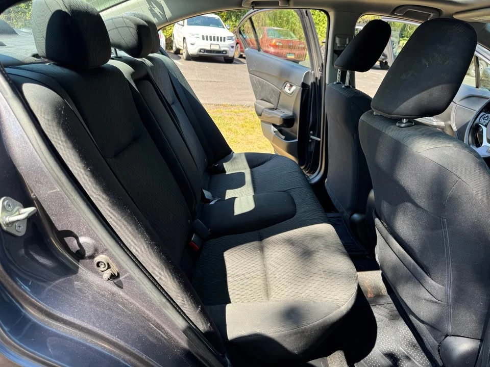 2014 Honda Civic 9th Gen - Image 6 of 11