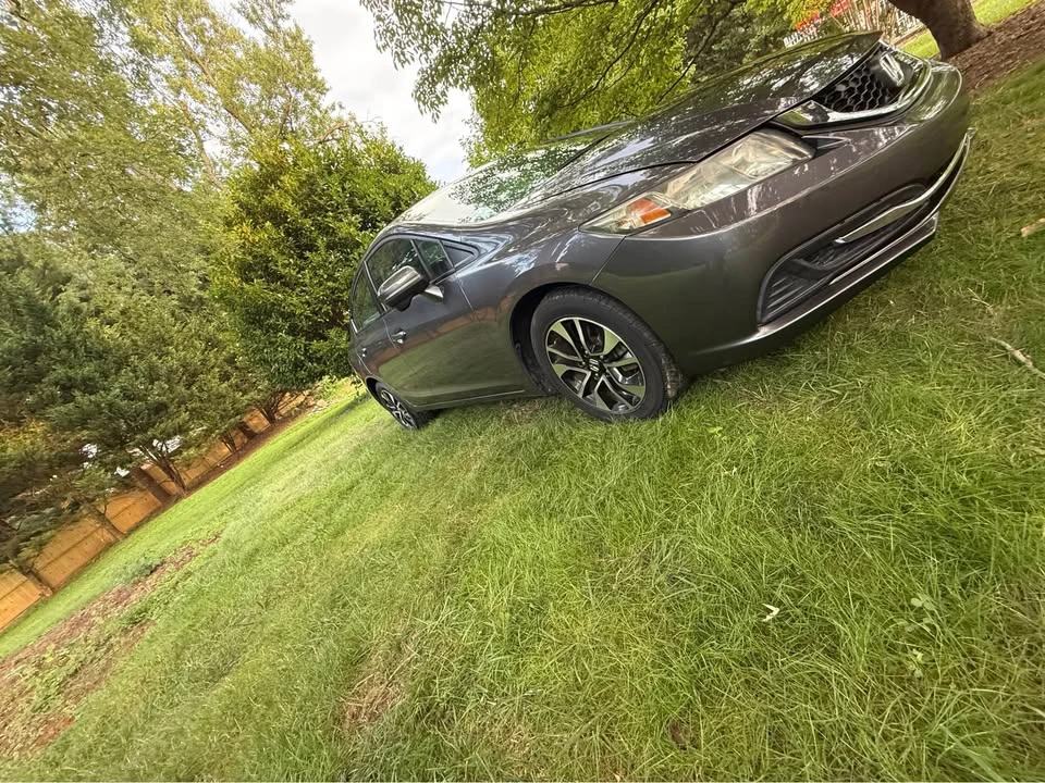 2014 Honda Civic 9th Gen - Image 3 of 19