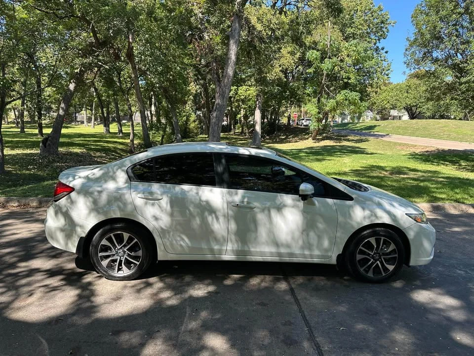 2014 Honda Civic 9th Gen - Image 3 of 14
