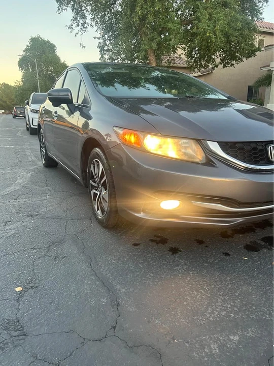 2014 Honda Civic 9th Gen - Image 3 of 11