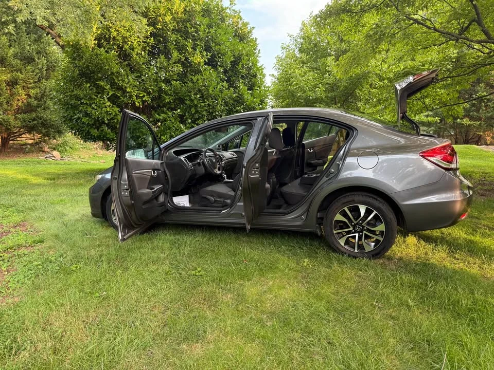 2014 Honda Civic 9th Gen - Image 14 of 19