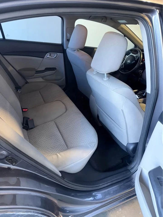 2014 Honda Civic 9th Gen - Image 9 of 13