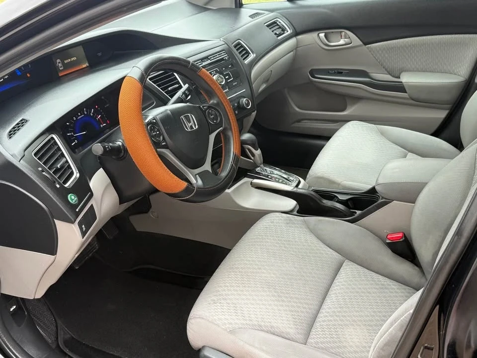 2014 Honda Civic 9th Gen - Image 5 of 7