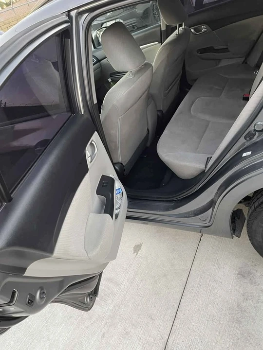 2014 Honda Civic 9th Gen - Image 8 of 15