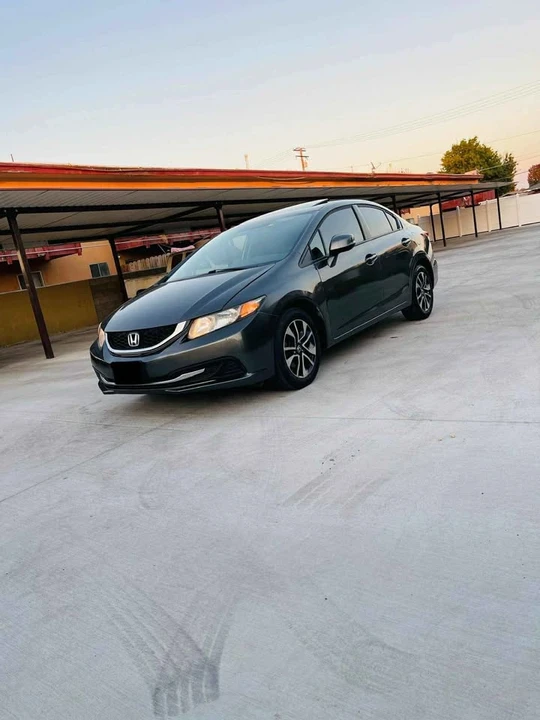 2014 Honda Civic 9th Gen - Image 6 of 15