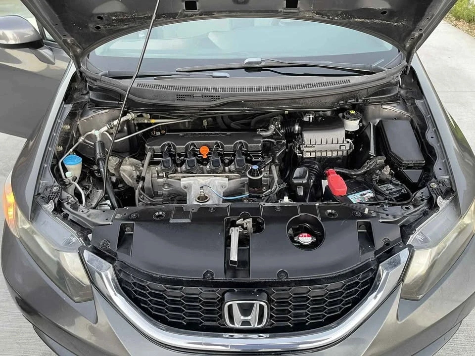 2014 Honda Civic 9th Gen - Image 10 of 15