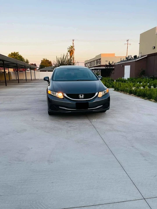 2014 Honda Civic 9th Gen - Image 3 of 15
