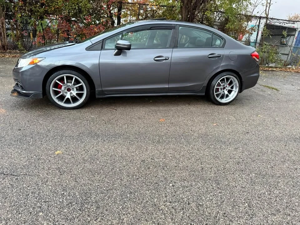 2014 Honda Civic 9th Gen - Image 9 of 13